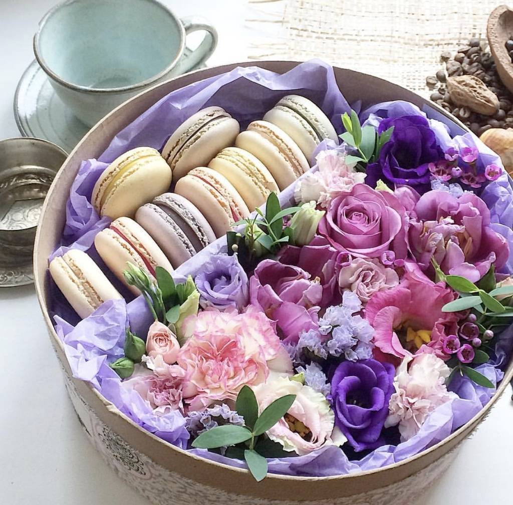 Большая коробочка "Любовь в большом городе"