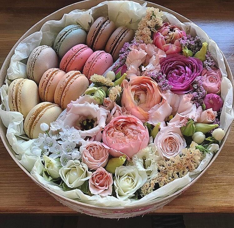 Большая коробочка "Весенний вальс"