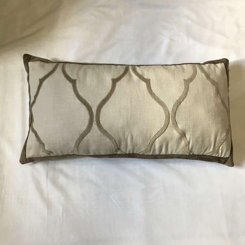 Конфета беж