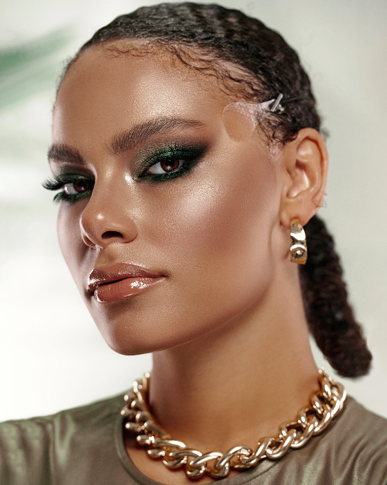 Онлайн-курс в Instagram "Commercial make up"