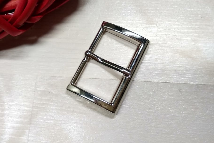 Пряжка широкая 35 мм . Никель