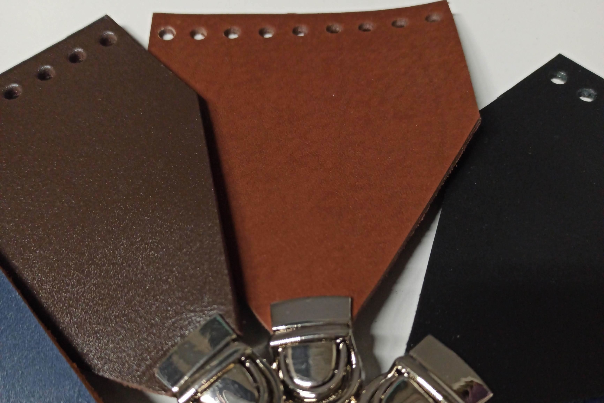 Крышка-трапеция для вязаной сумки 10х12 см с замком. Цвет кожи на выбор.