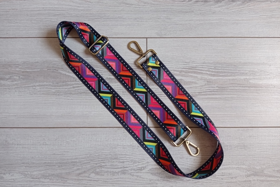 Ремень для сумки с регулировкой 135 см шириной 3,8 см c рисунком "Геометрия"