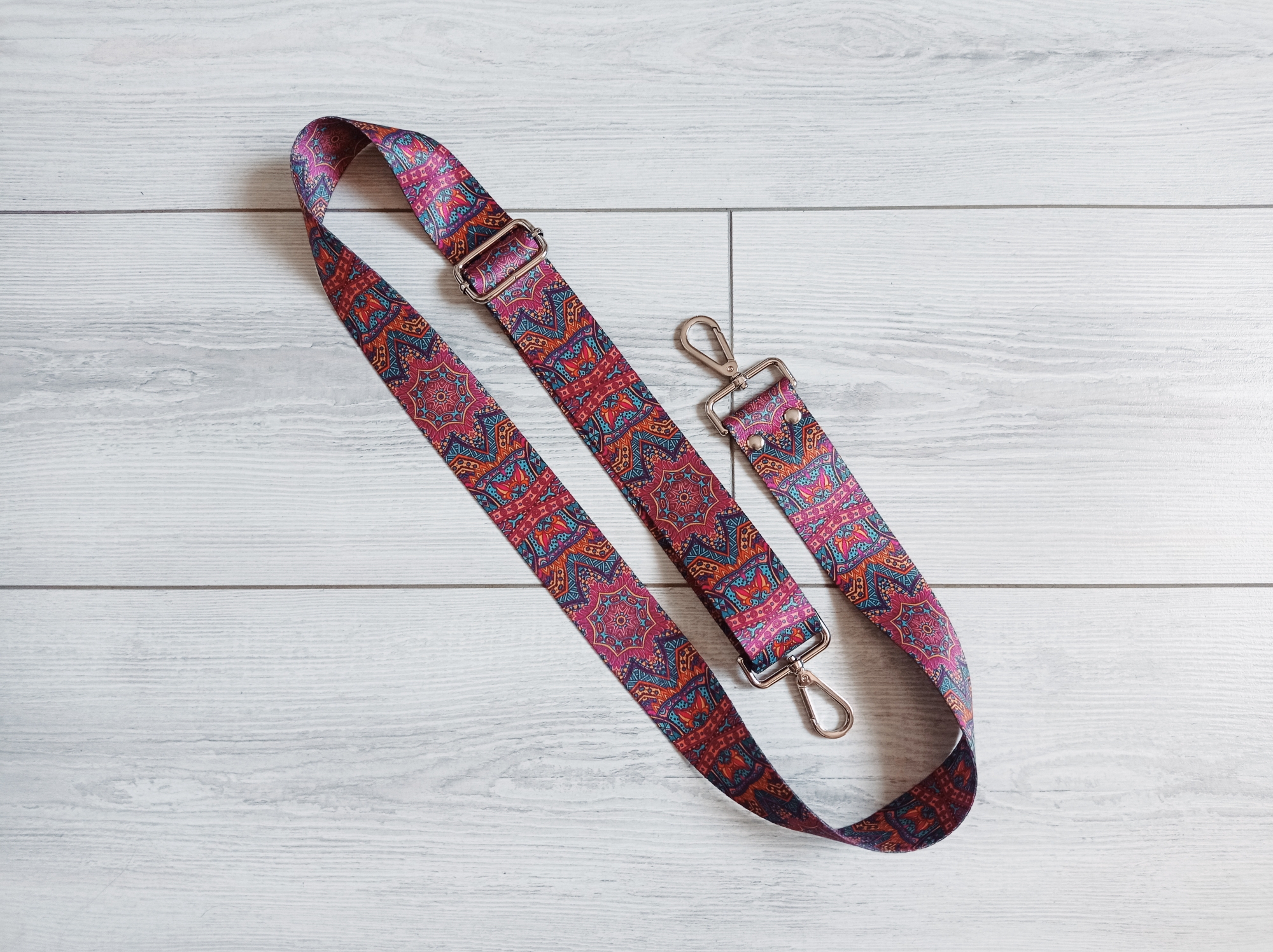 Ремень для сумки с регулировкой 135 см шириной 3,8 см c рисунком "Узор"