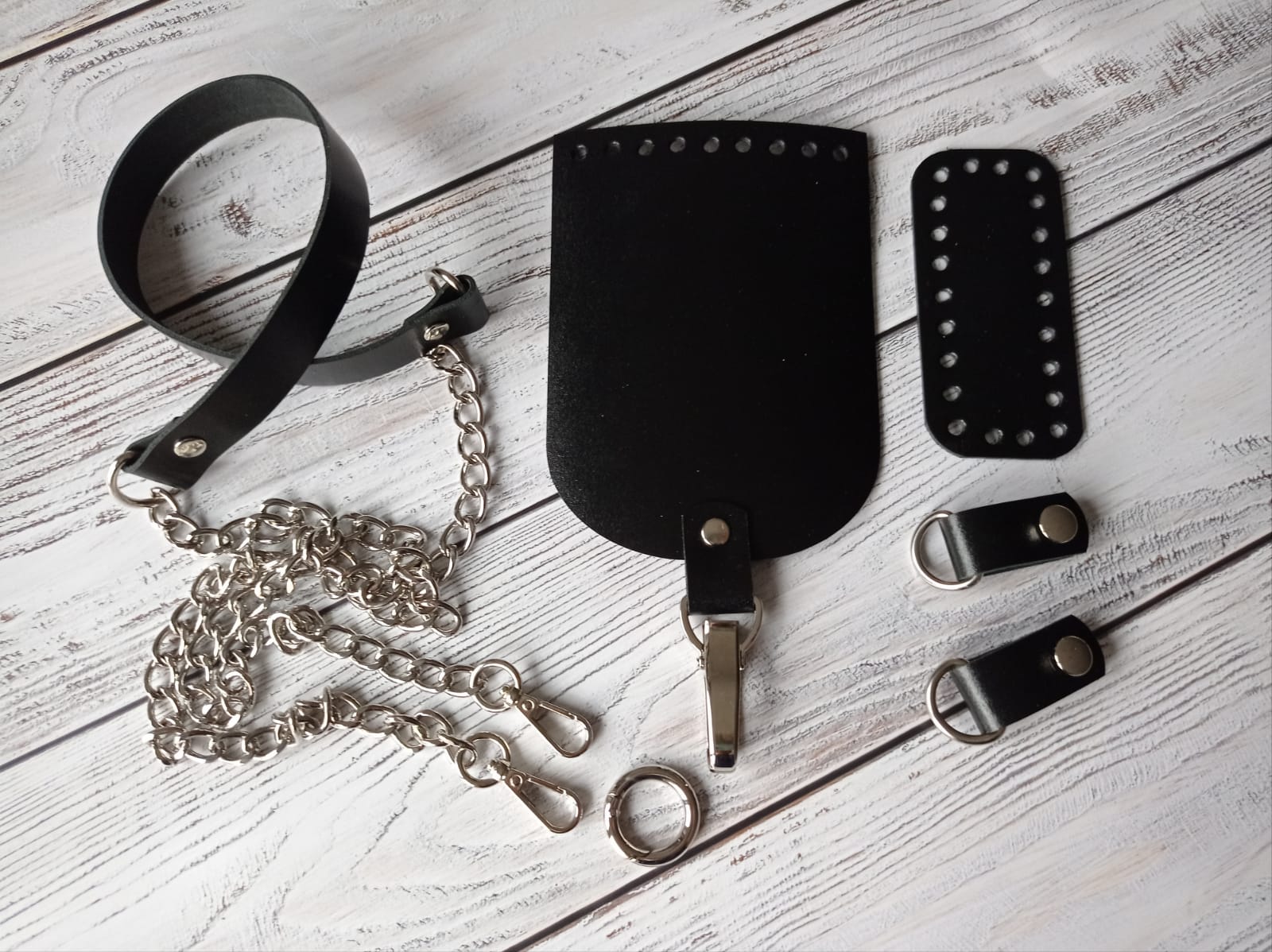 Набор для мини-сумочки с карабином-прищепкой. Черный. Цвет фурнитуры - никель или золото