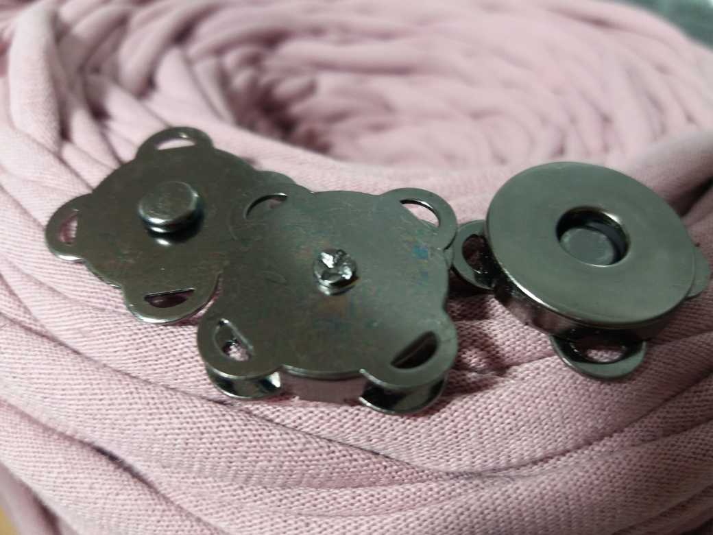 Магнитная кнопка 18 мм. Черный никель