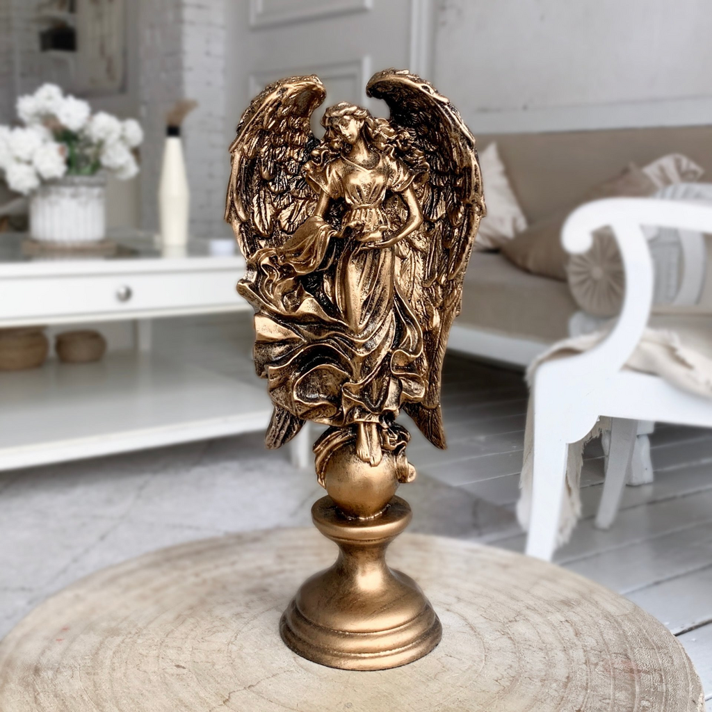 Декор для дома статуэтка ангела в классическом стиле "Angel" из искусственного камня в цвете Античное серебро