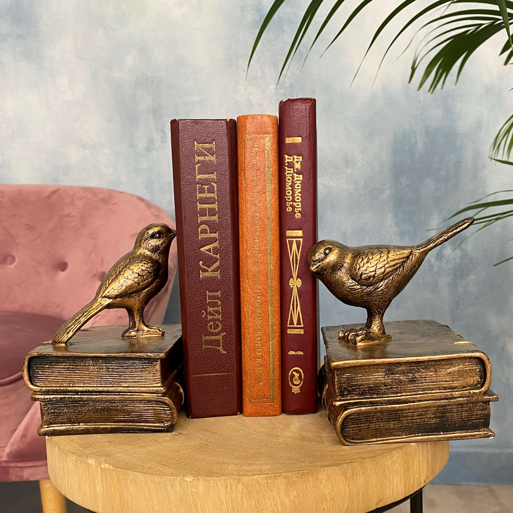 Декор для дома статуэтки держатели для книг  птички на книгах "Bird" из искусственного камня в цвете Античное серебро