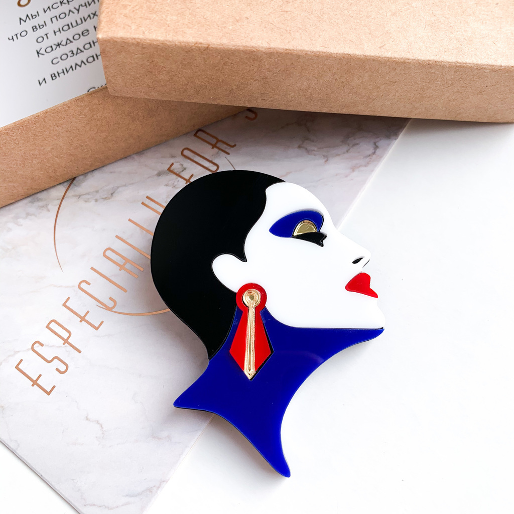 Брошь Выдумщица