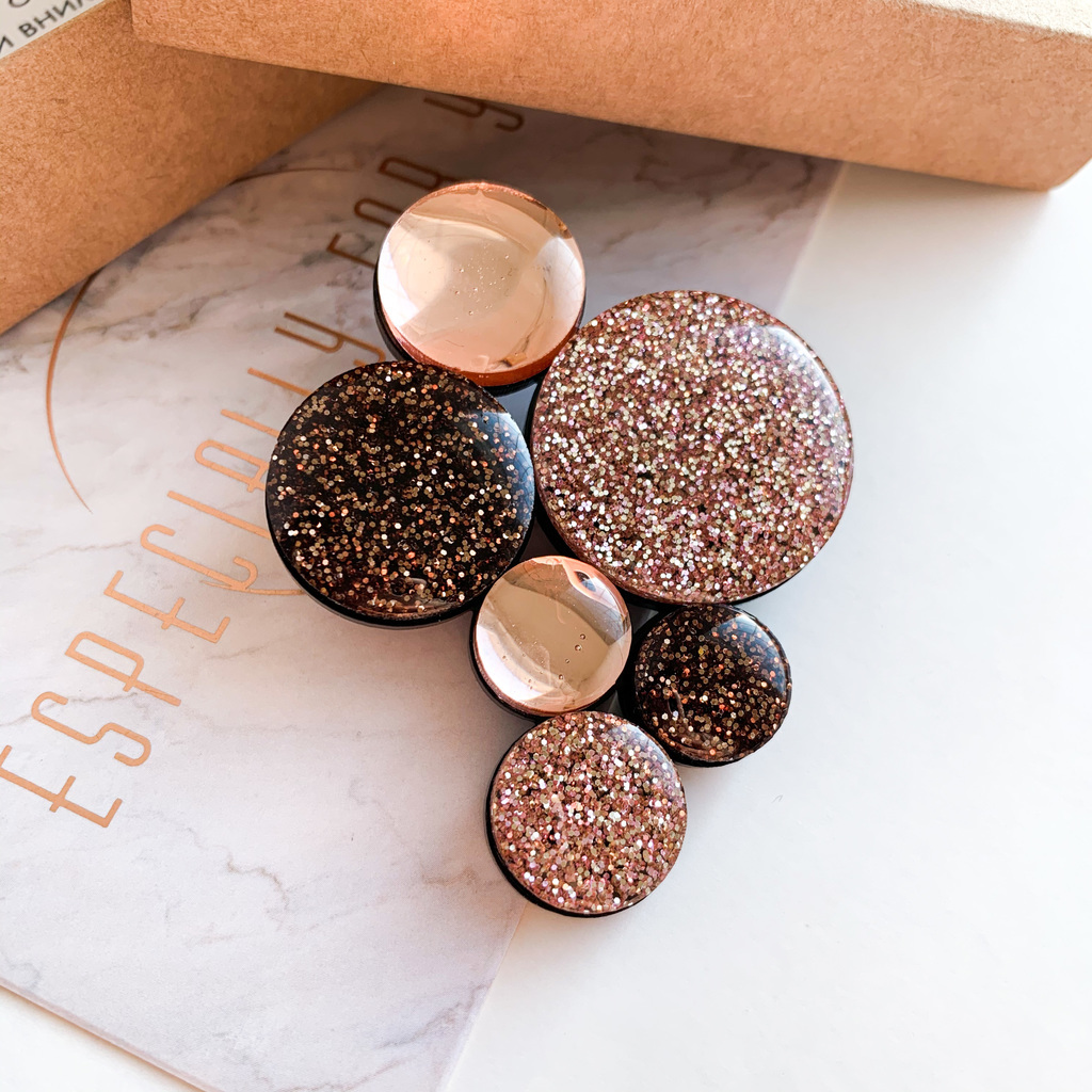 Брошь Гроздь