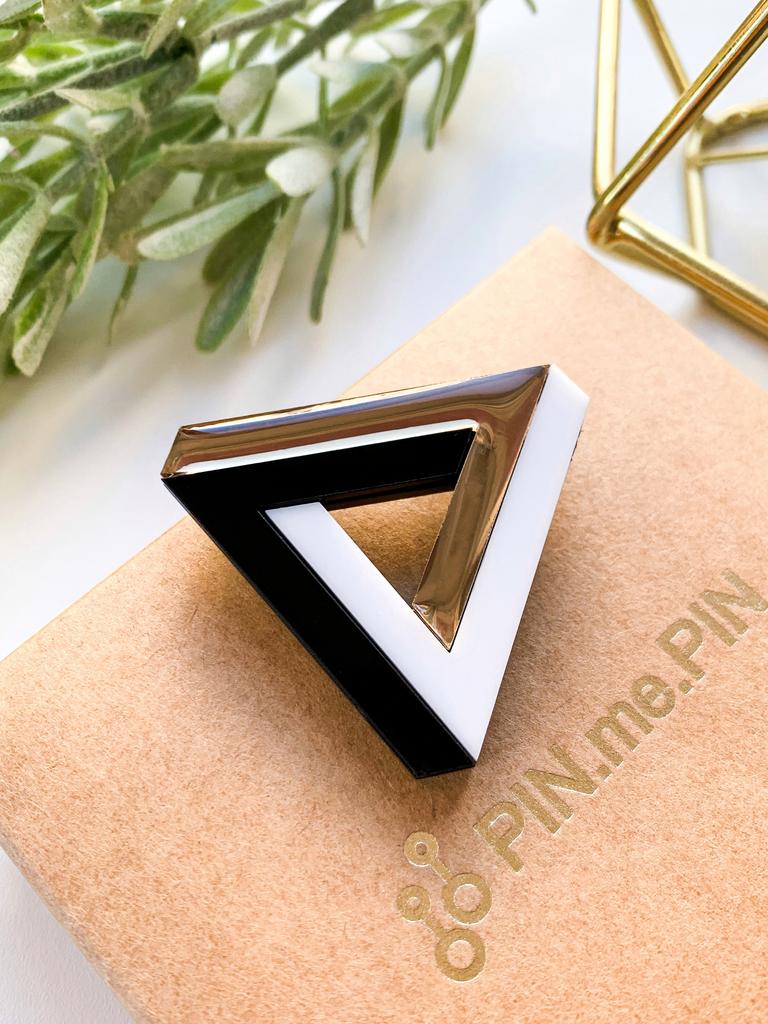 Треугольник золото