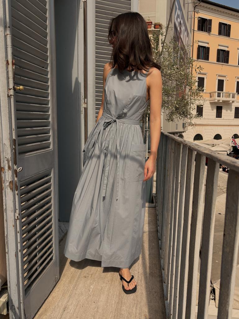 Серо-голубое платье-сарафан без бокового шва