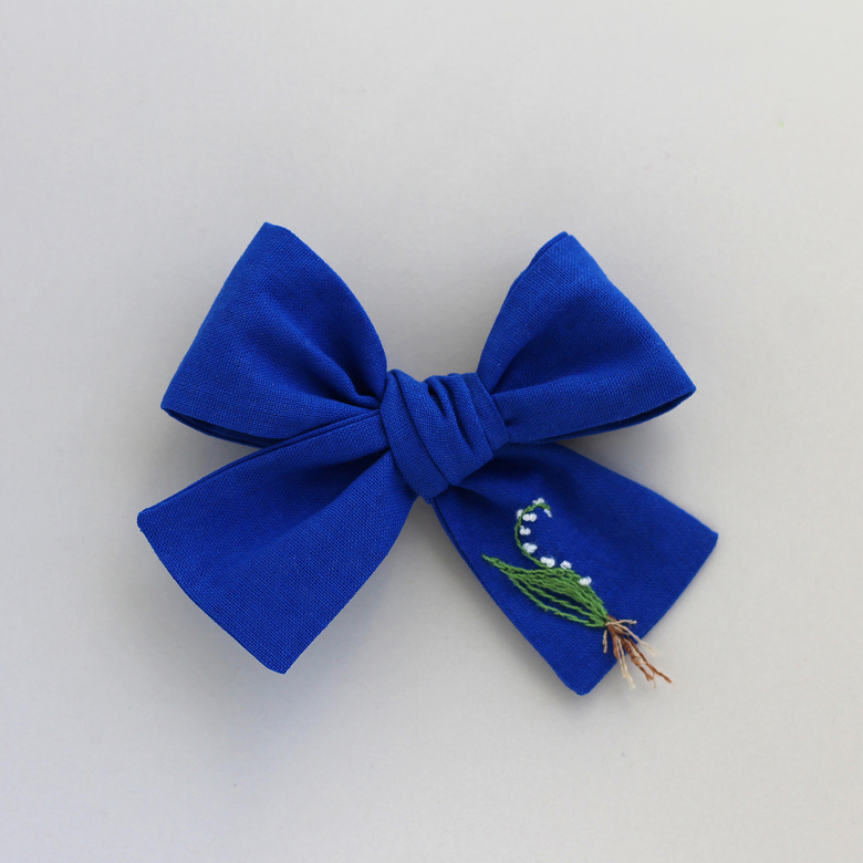 заколка с ландышами