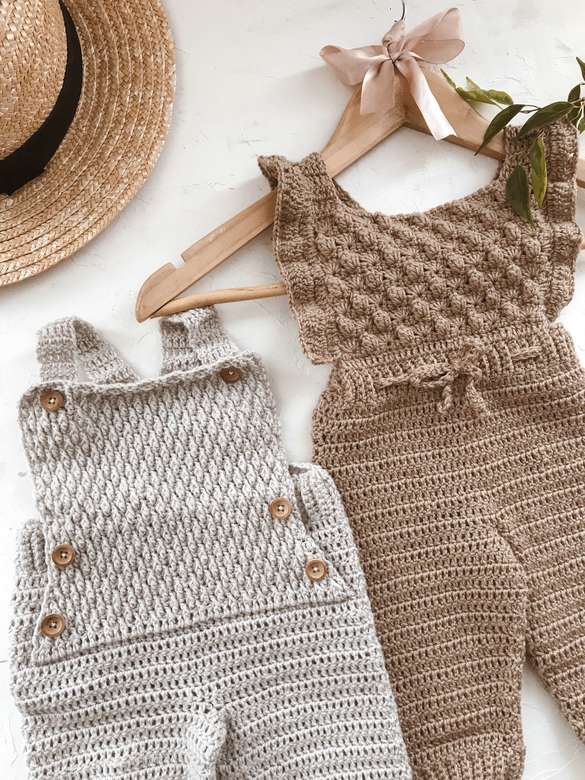 Описание . Полукомбинезон «Том и Бекки»