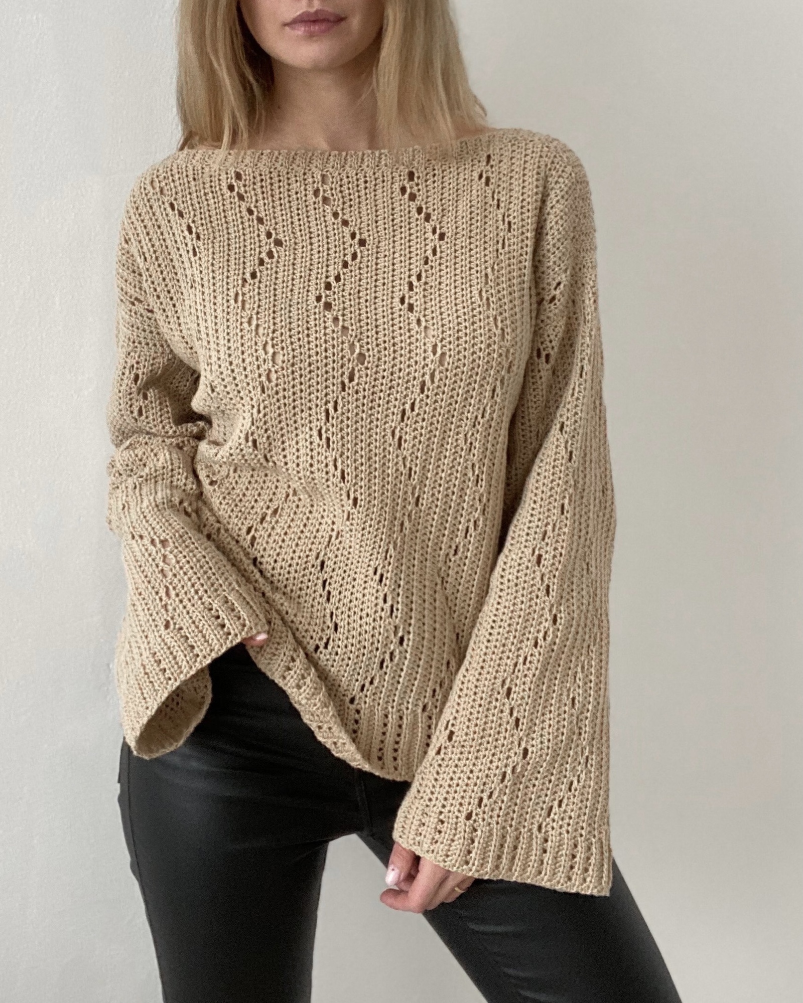 Описание. Джемпер "Эмили"