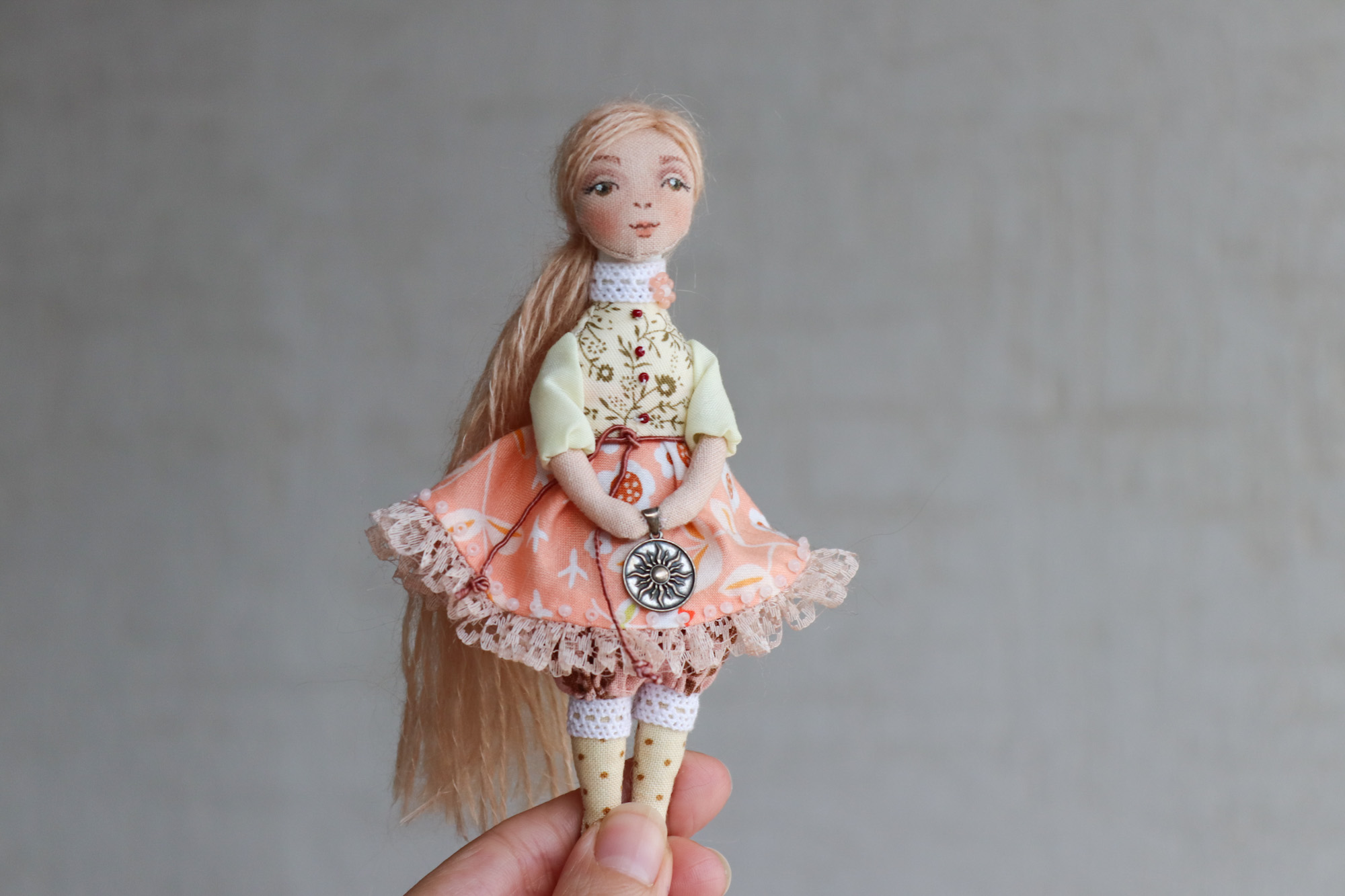 Лучик. Елочная игрушка. Авторская текстильная кукла