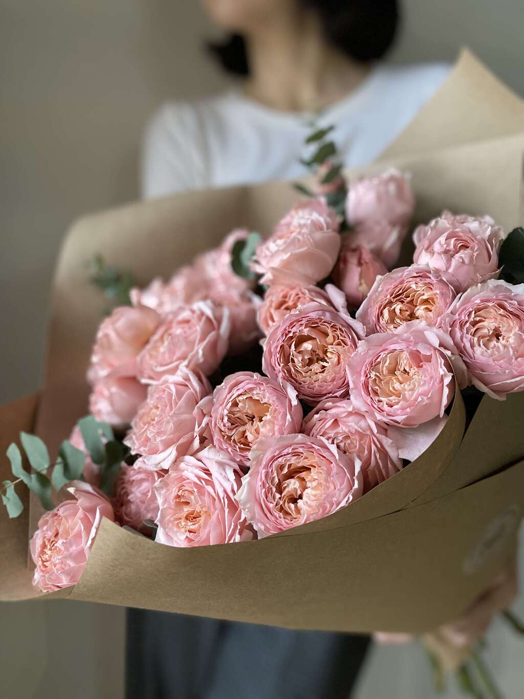 Моно-букет из нежных пионовидных Роз