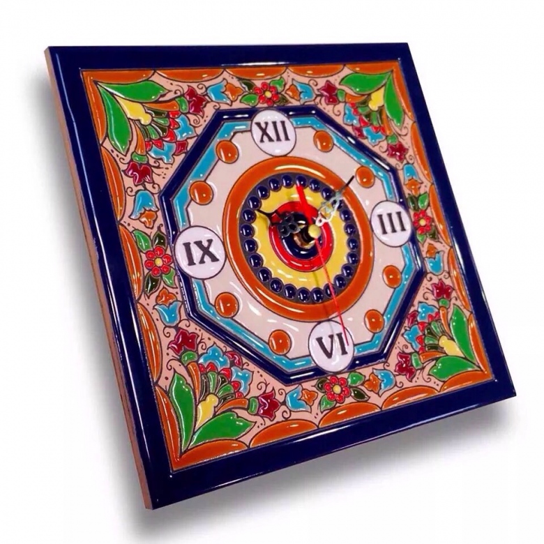 Часы квадратные