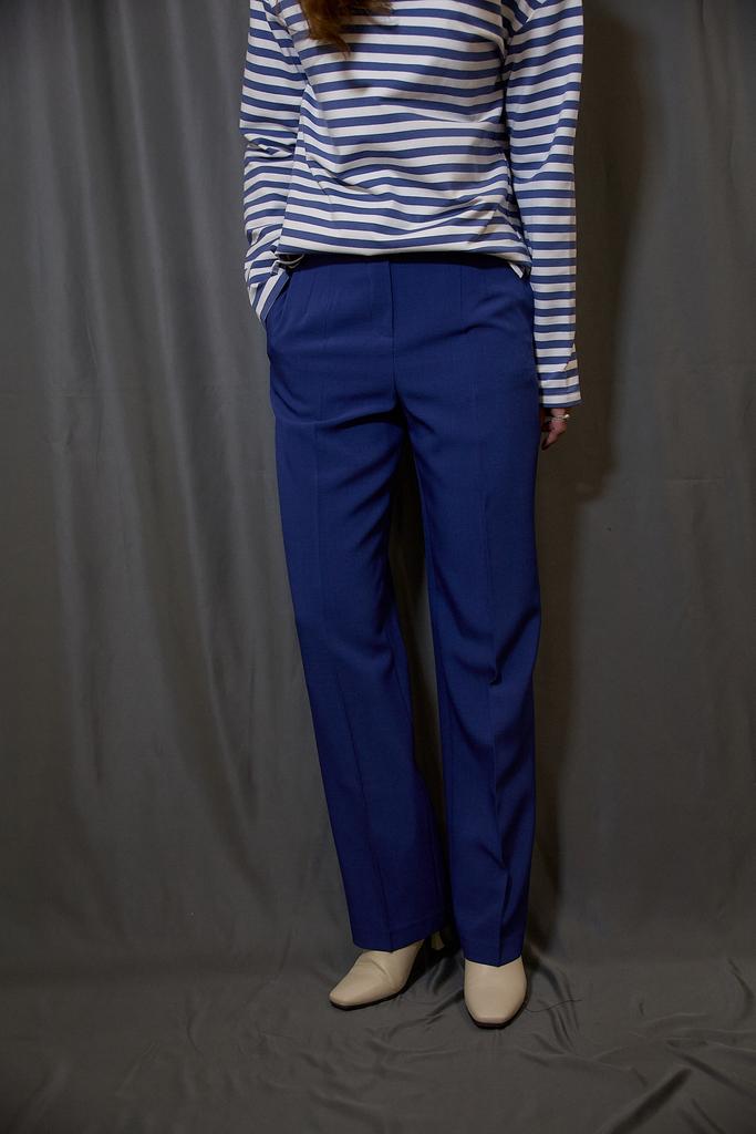 Брюки синие зауженные