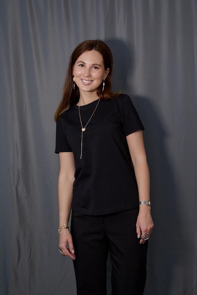 Черная  футболка из хлопка база