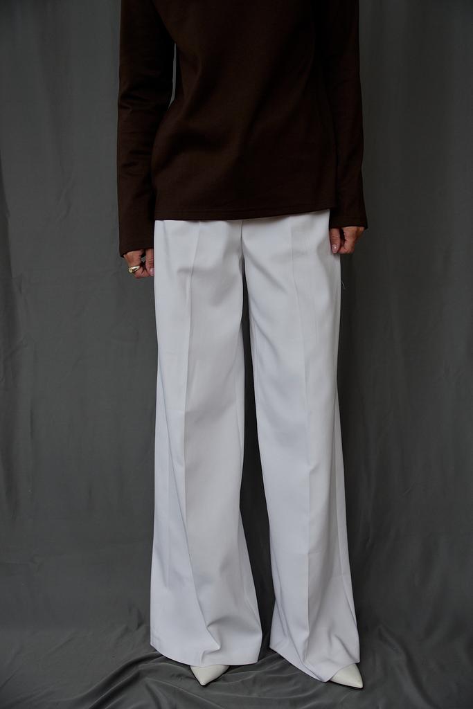 Брюки-палаццо белые с высокой посадкой