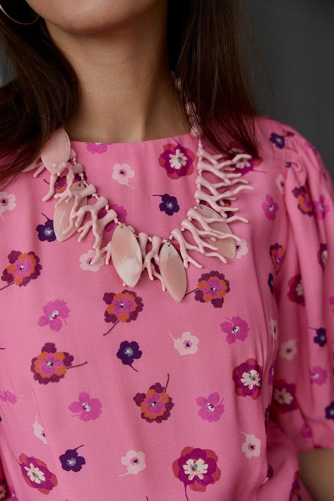 Украшение   кораллы пудра