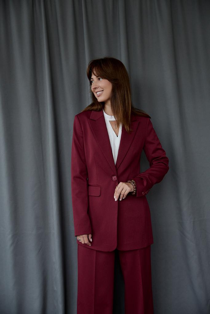 Жакет бордо однобортный