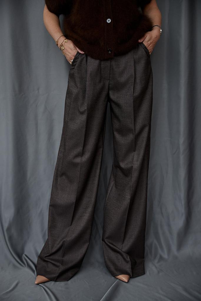 Брюки коричневые палвццо с карманом на талии