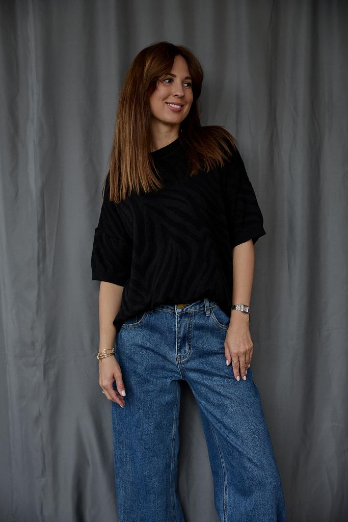 Футболка черная из вязаного трикотажа зебра