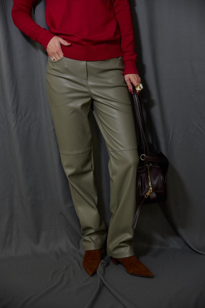 Брюки  оливковые из экокожи