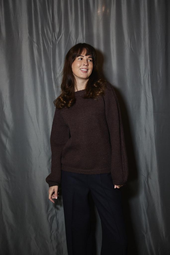 Джемпер шоколадный  шерстяной