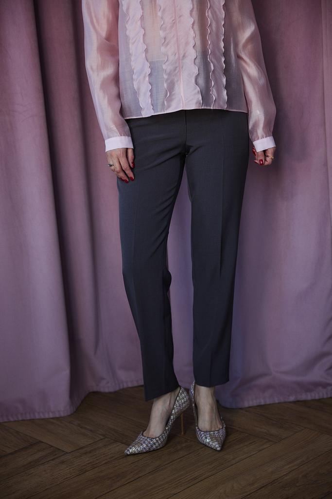 Брюки прямые серые из вискозы