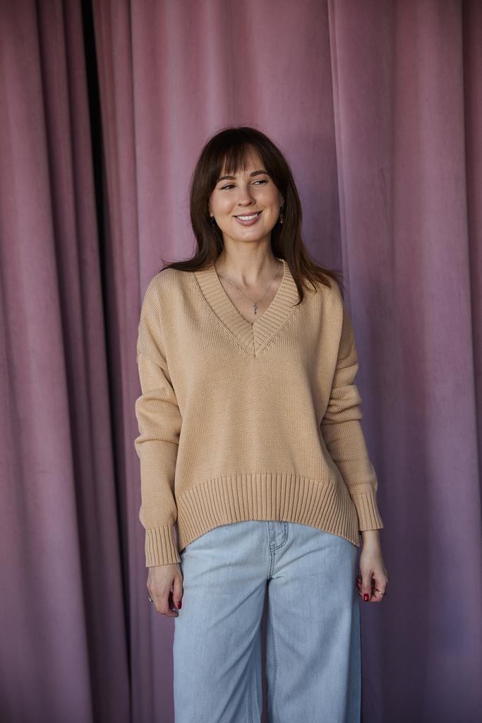 Джемпер из хлопка с вырезом беж