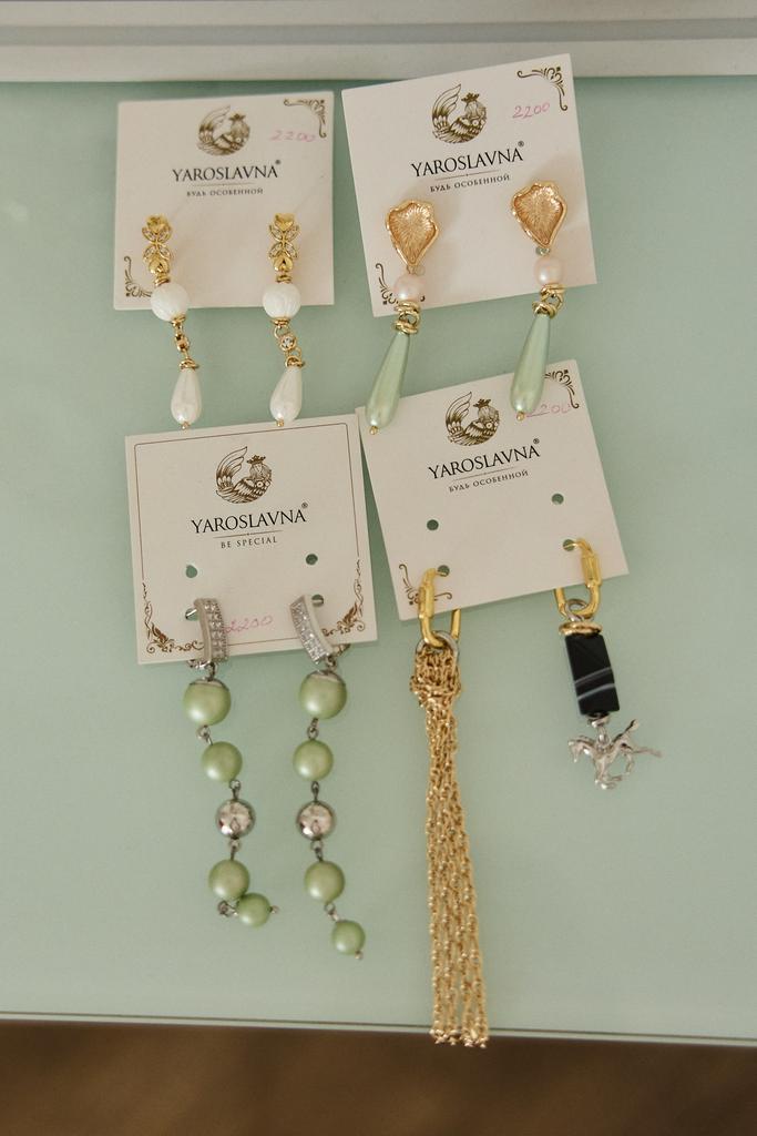 Серьги из натуральных камней