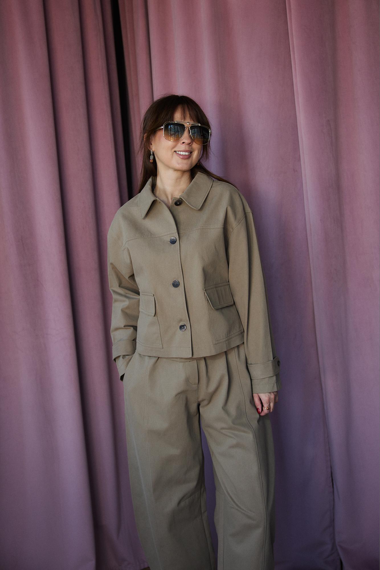 Куртка-Бомбер на оливкового  цвета