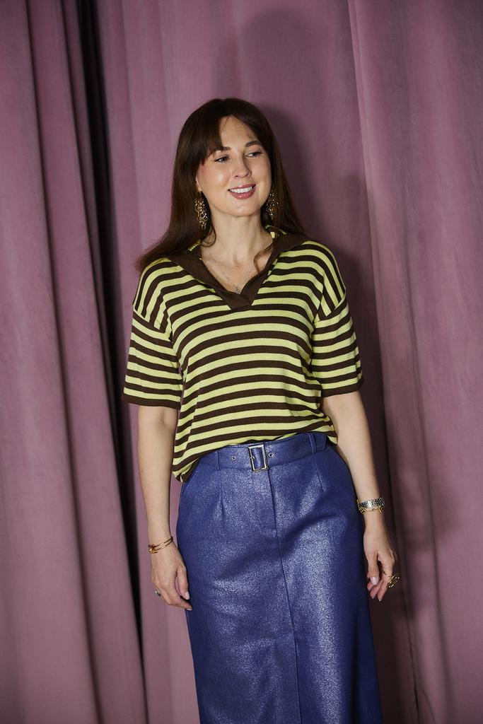 Футболка-поло шоколад с желтым с  отложным воротником