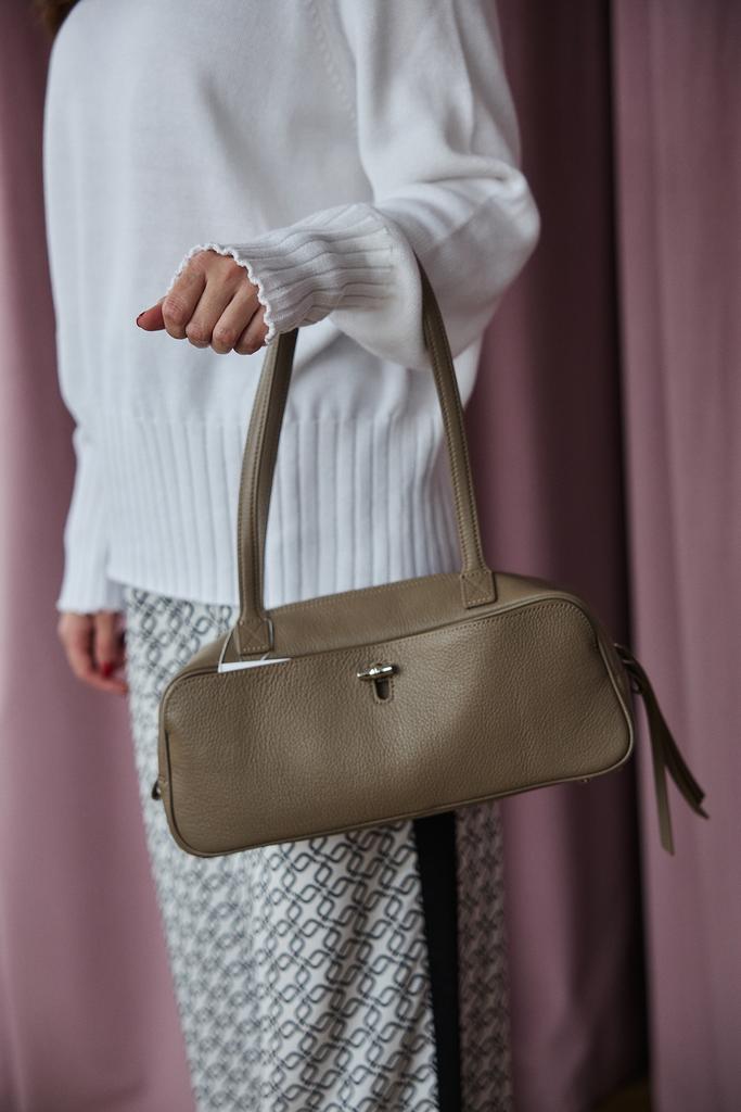 Сумка доум из натуральной кожи серо-бежевая