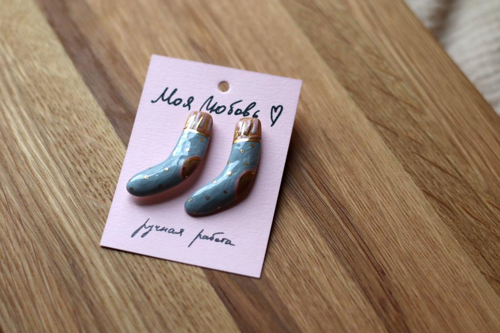 брошь "Носочки"