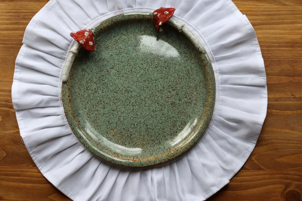 Тарелка мухоморная 23 см "зеленый лесной"