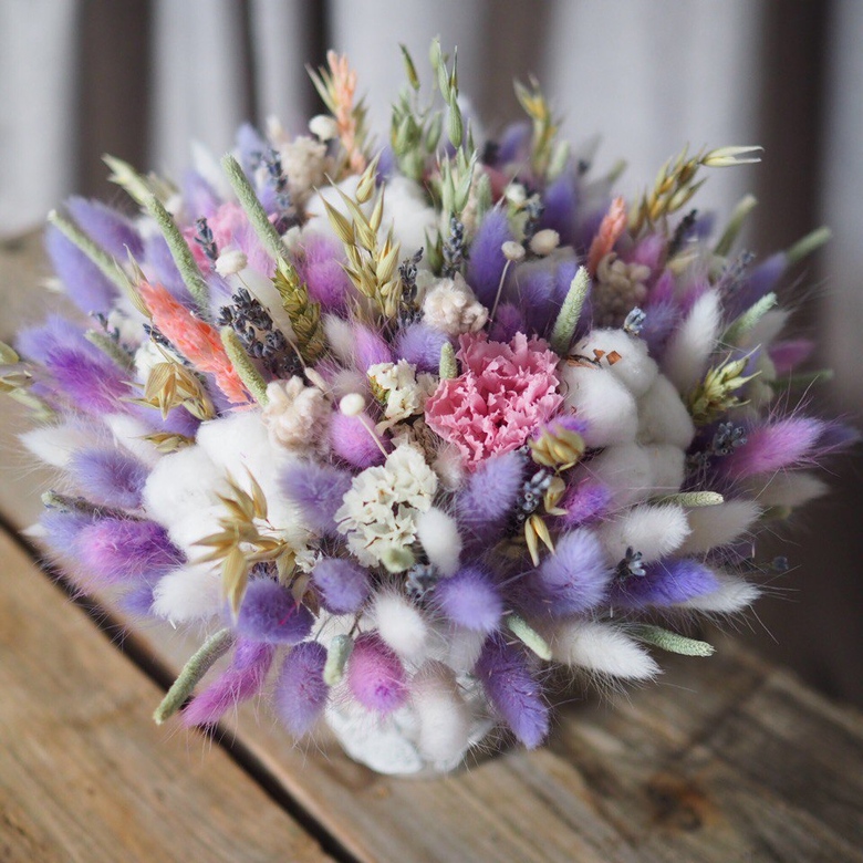 композиция из сухоцветов