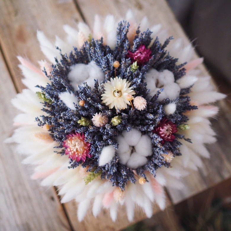 букет из сухоцветов