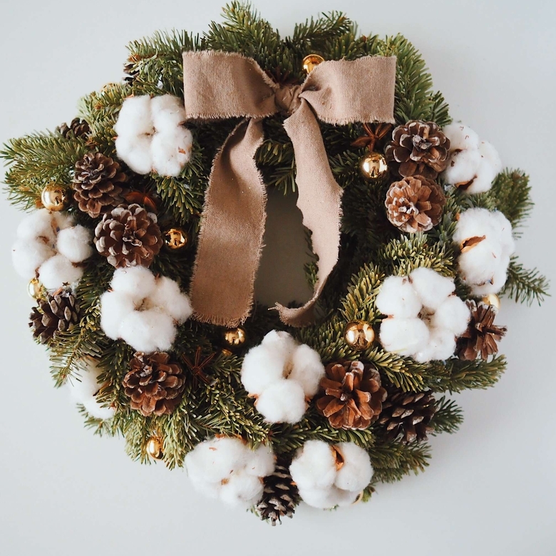Рождественский венок с хлопком