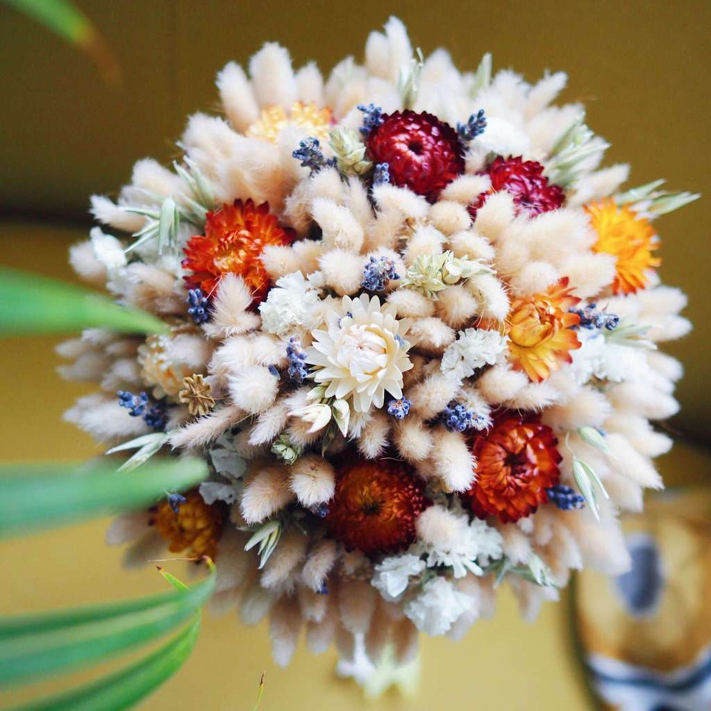 букет из лагуруса и сухоцветов купить в Москве