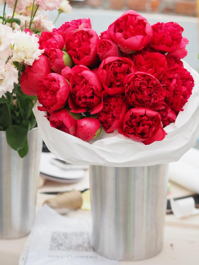 Пионы в ассортименте (от 9 шт)