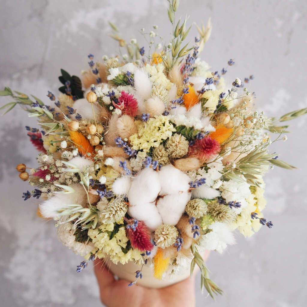 композиция из сухоцветов в интерьер lafleurdecor.ru