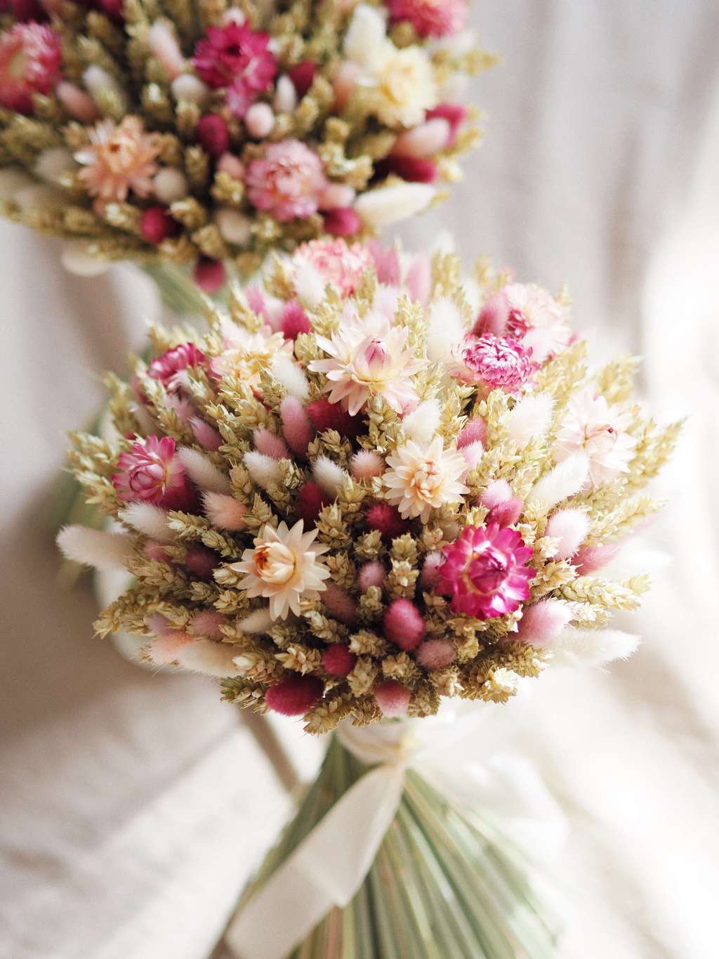 Пшеничный букет с хризантемой