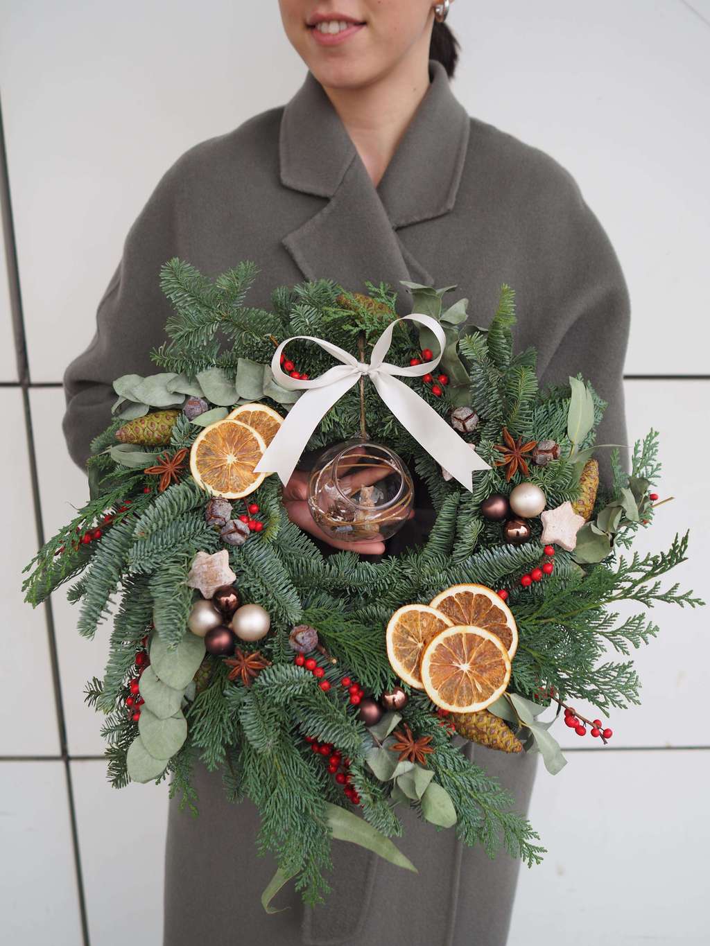 Новогодний венок из натуральных материалов