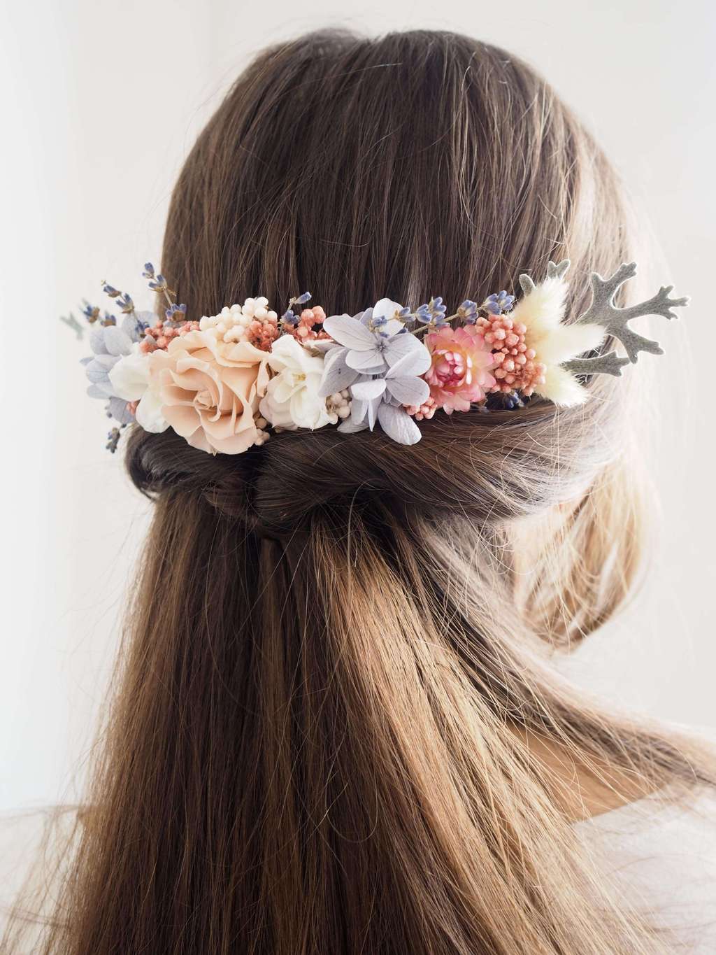 цветочный гребень в прическу