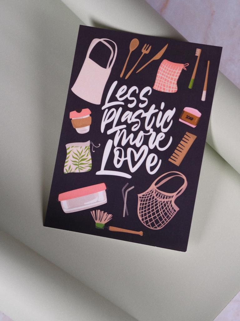 Открытка less plastic more love