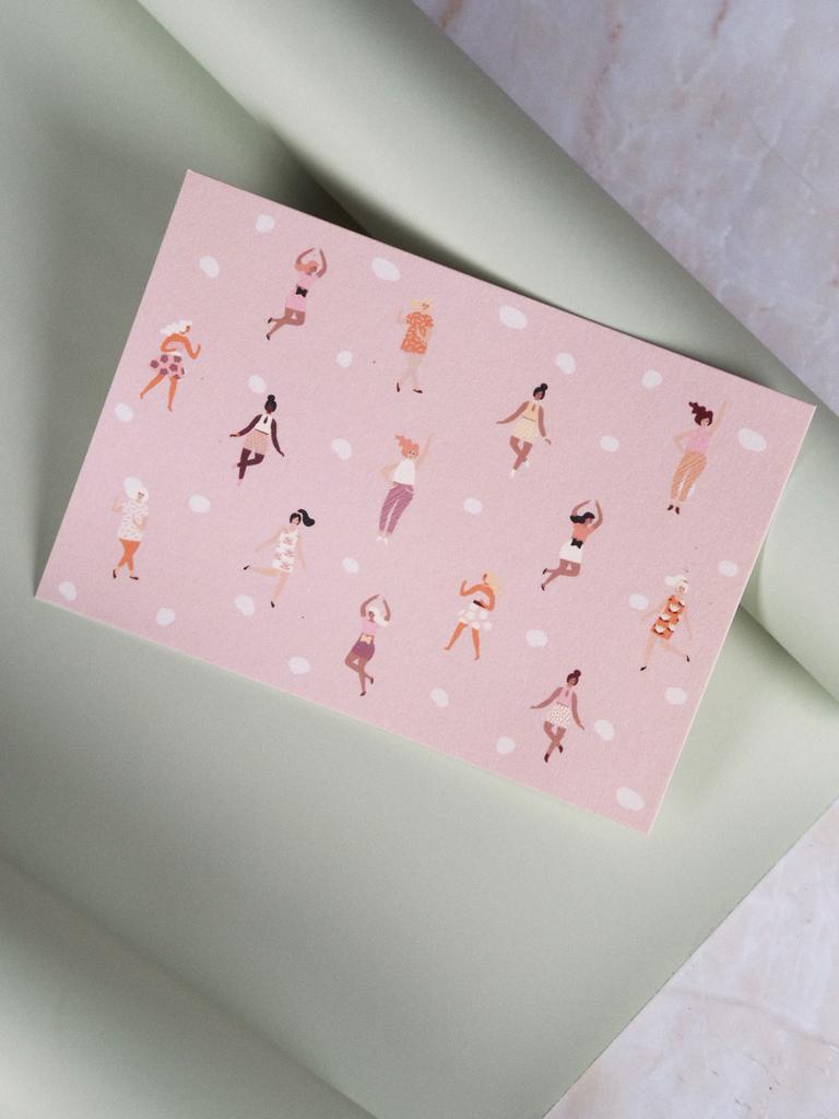 Открытка body positive